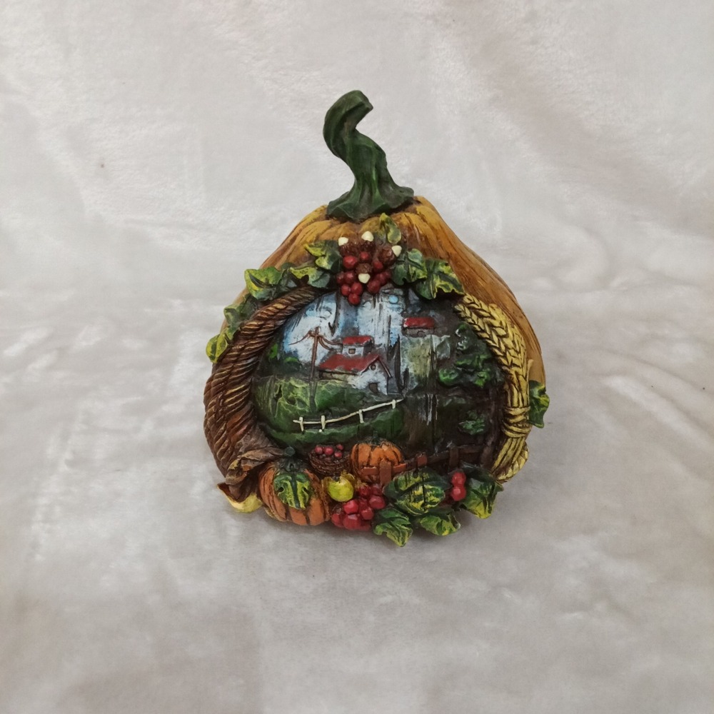 Vintage Harvest Scene Pumpkin Figurine Autumn Thanksgiving Decor 6.5in